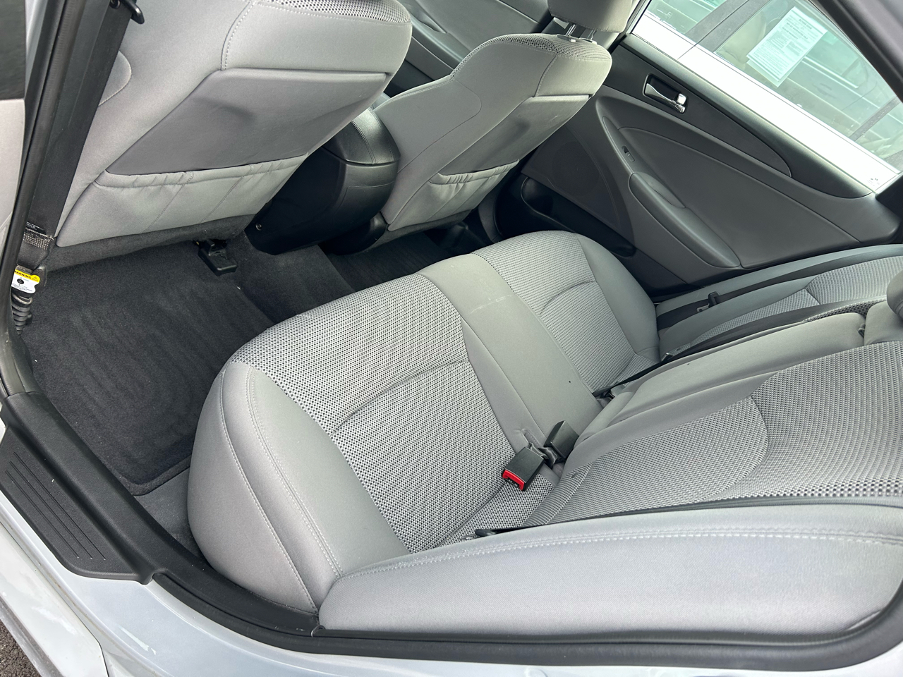 Hyundai Sonata 2.4L GLS 2012