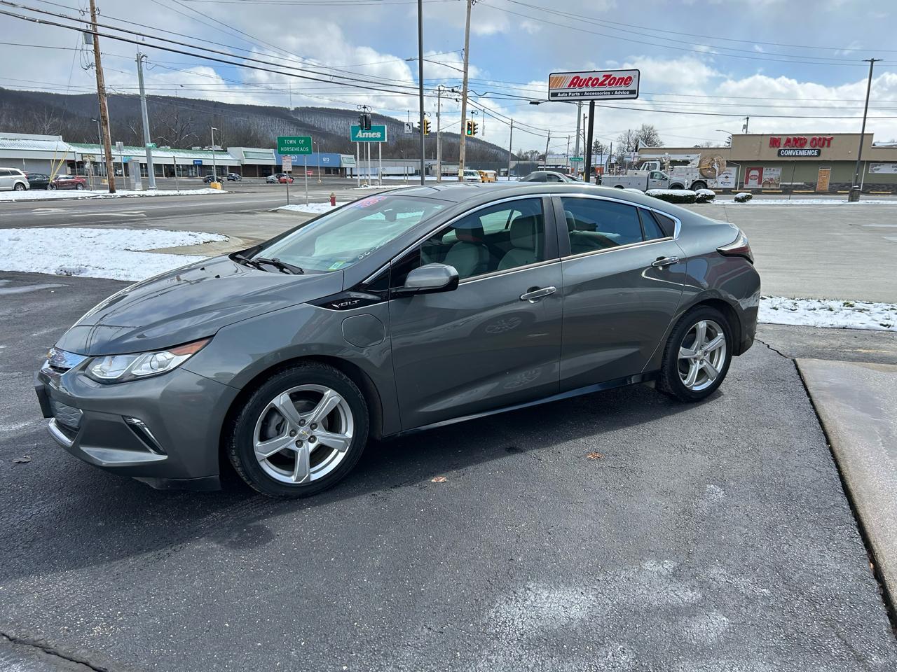 Chevrolet Volt LT w/ Standard Emission Package 2017