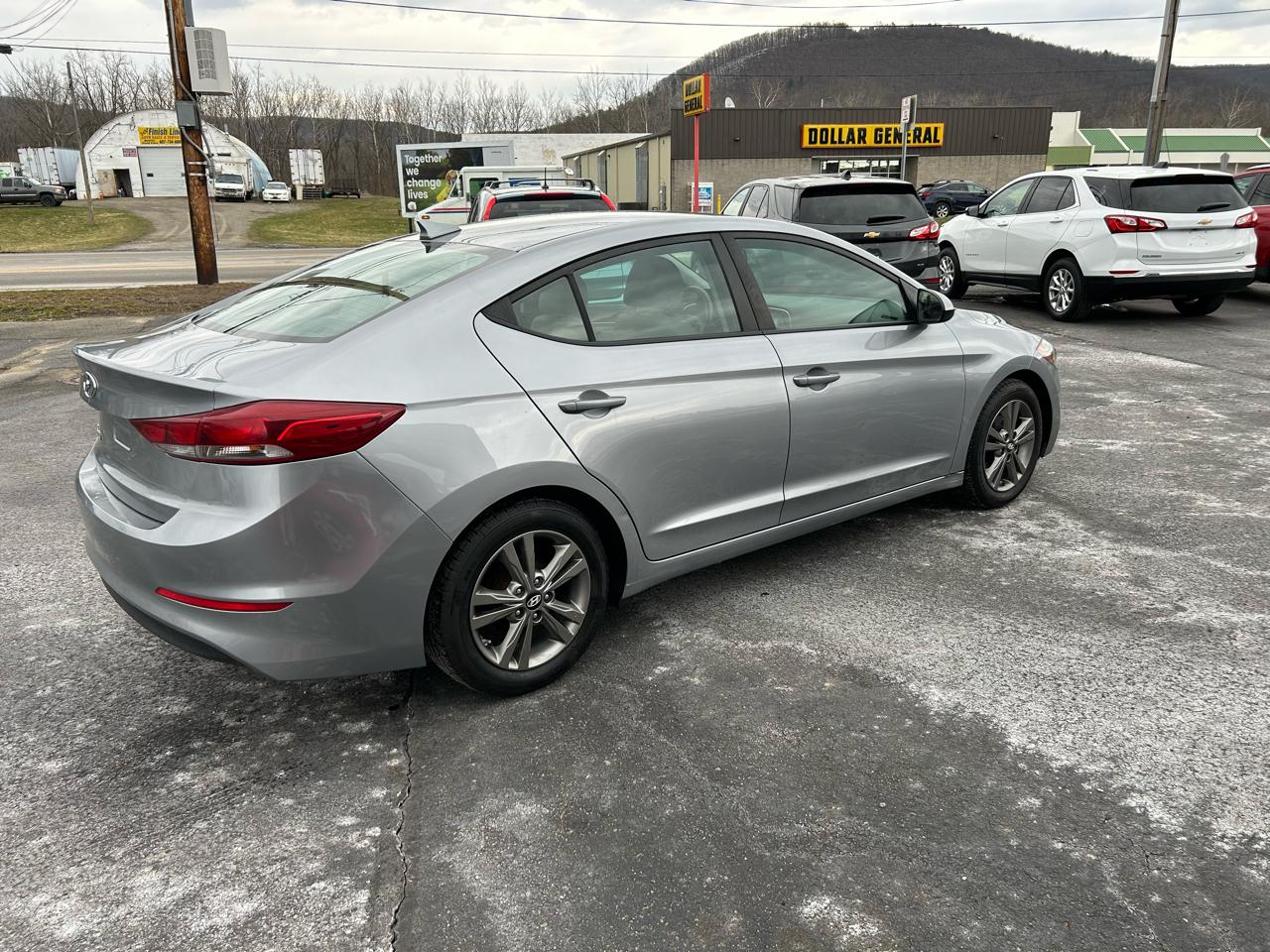 Hyundai Elantra 4dr Sdn Auto SE 2017