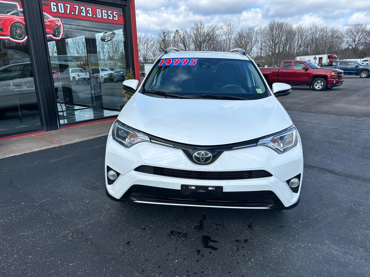 Toyota RAV4 XLE AWD 2017