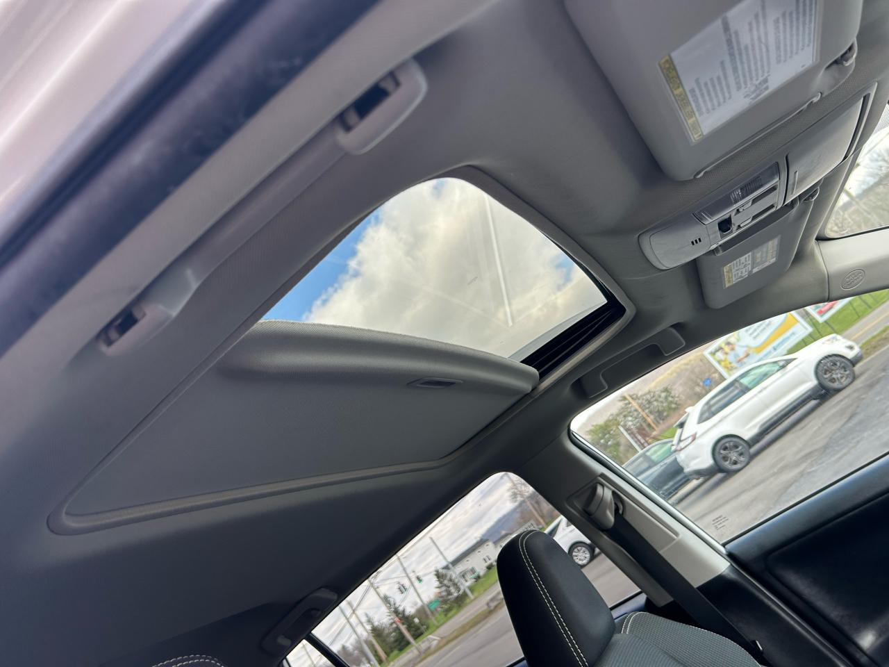 Toyota RAV4 XLE AWD 2017