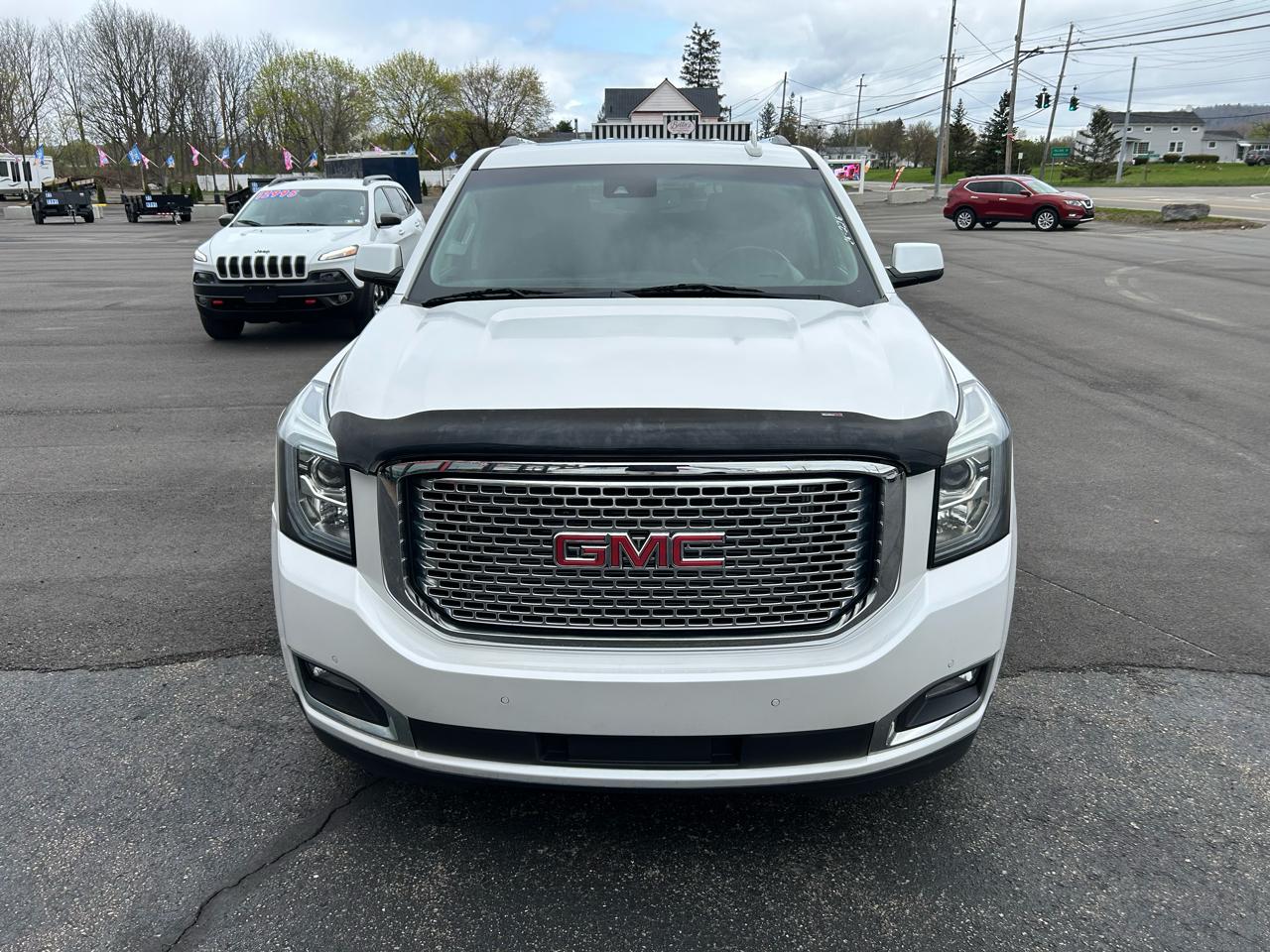 GMC Yukon Denali 4WD 2016