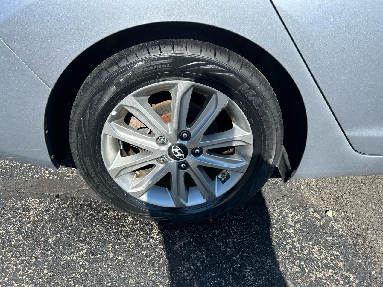 Hyundai Elantra 4dr Sdn Auto SE 2016