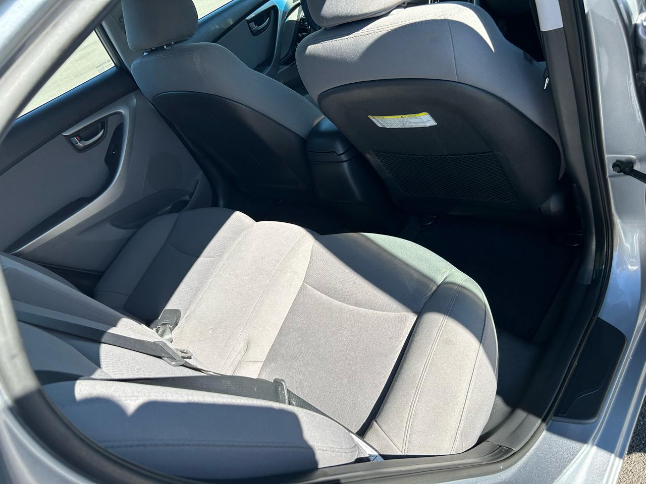 Hyundai Elantra 4dr Sdn Auto SE 2016