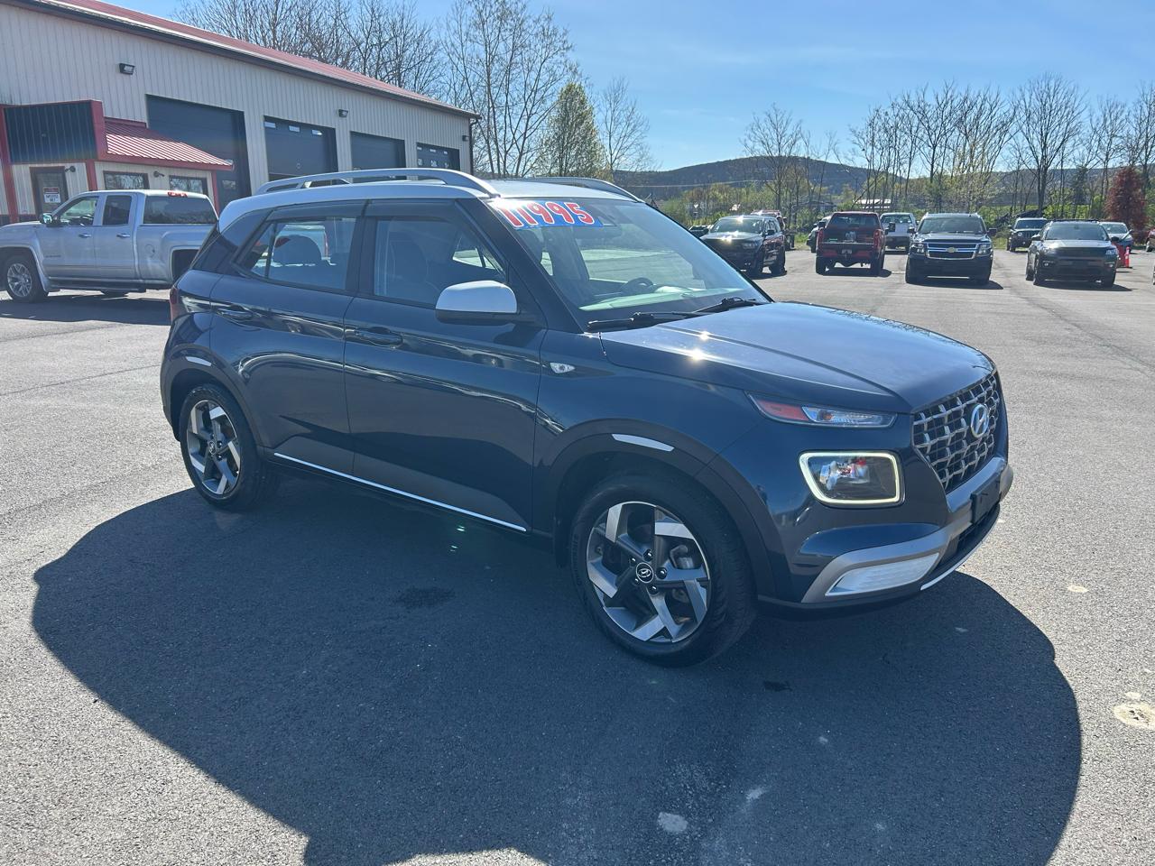 Hyundai Venue SEL 2021