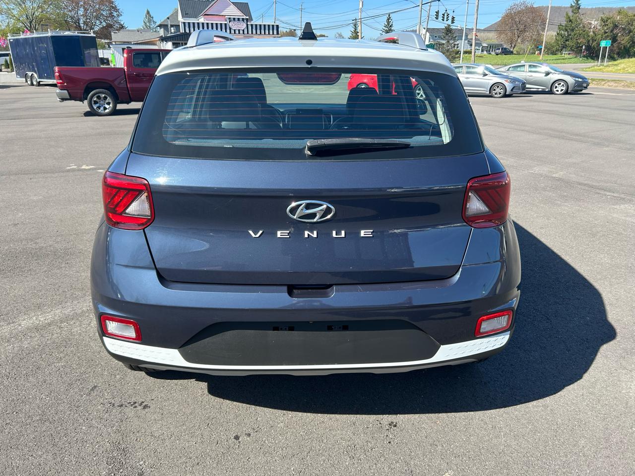 Hyundai Venue SEL 2021