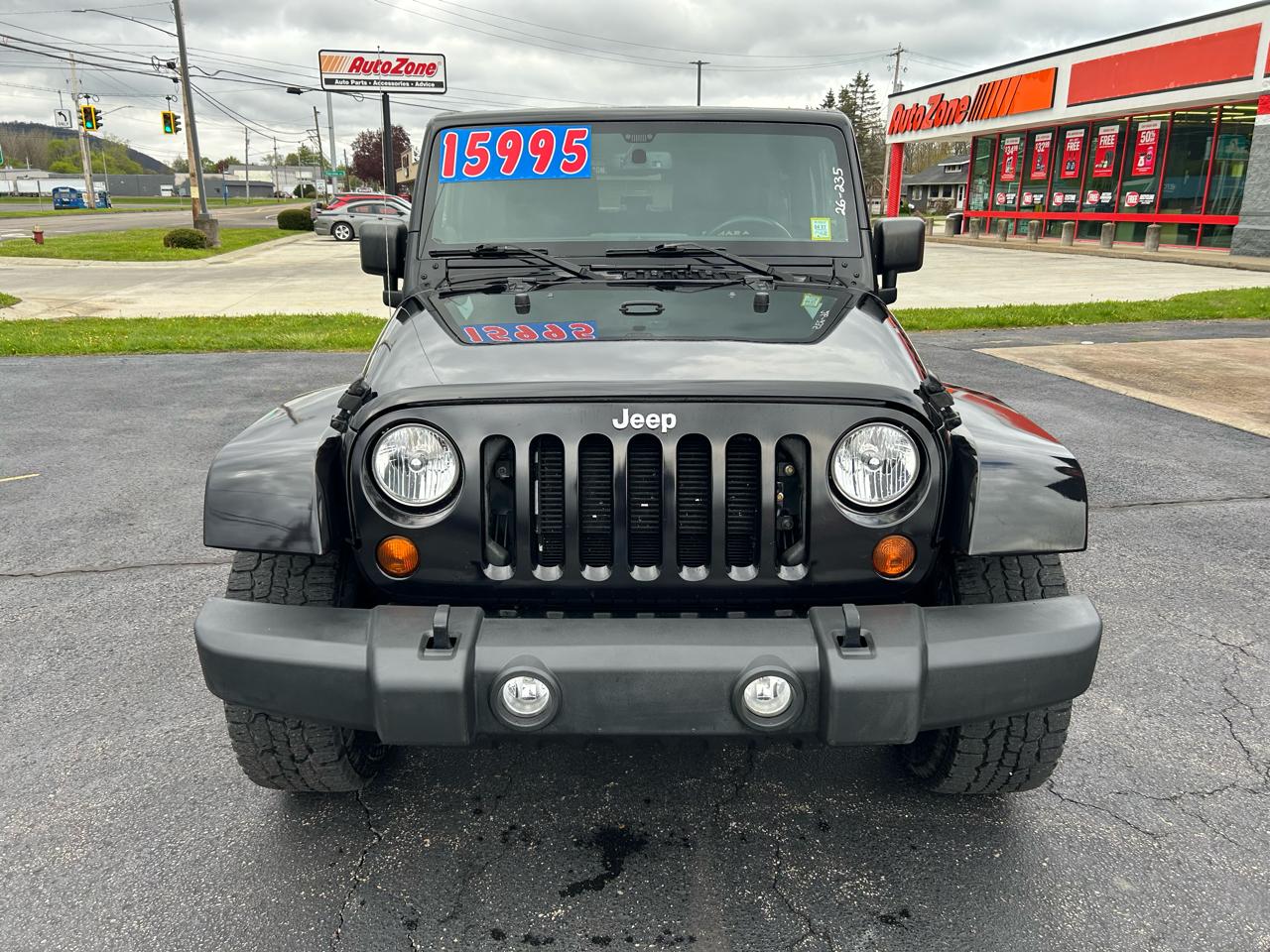 Jeep Wrangler Sahara 4WD 2013