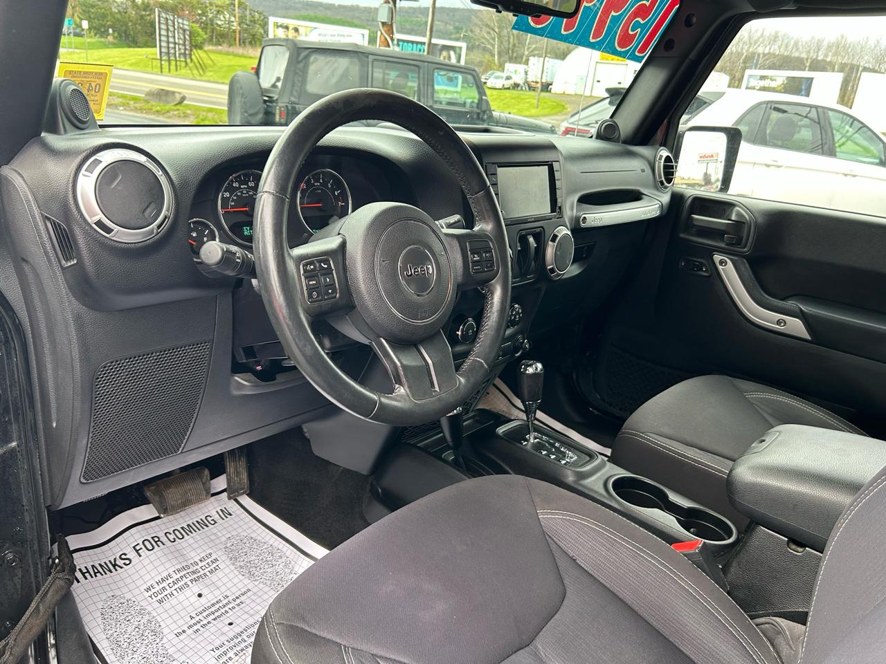 Jeep Wrangler Sahara 4WD 2013
