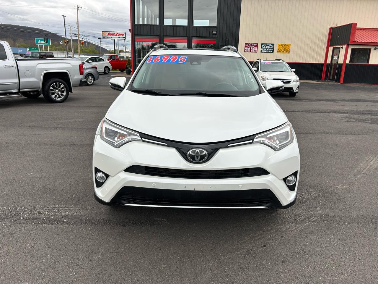 Toyota RAV4 Limited AWD 2017