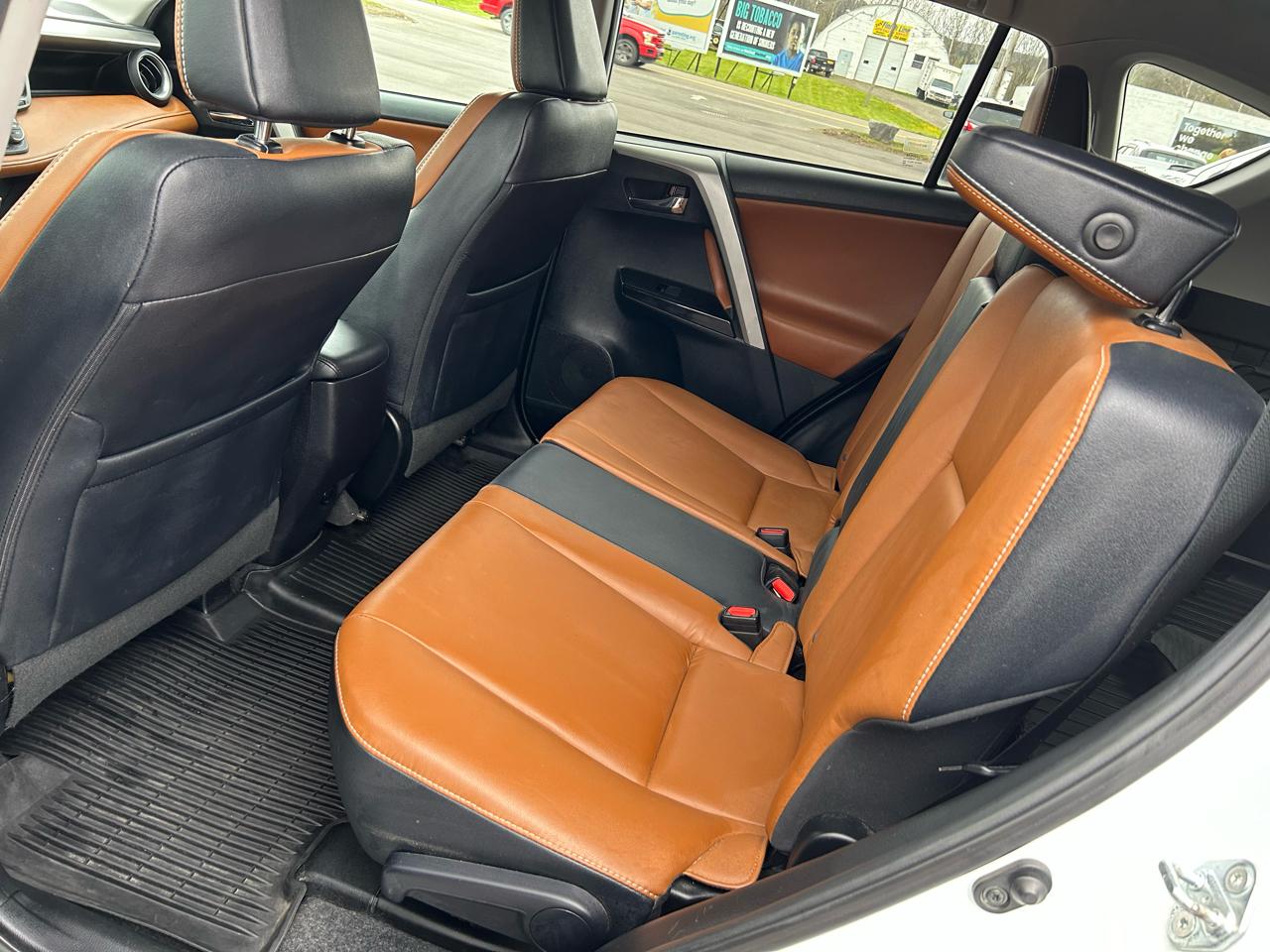 Toyota RAV4 Limited AWD 2017