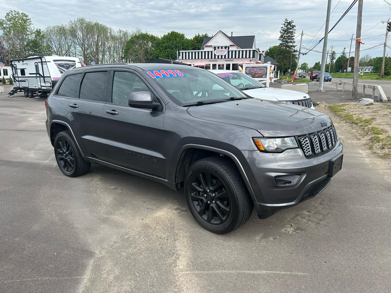 Jeep Grand Cherokee Laredo 4WD 2018