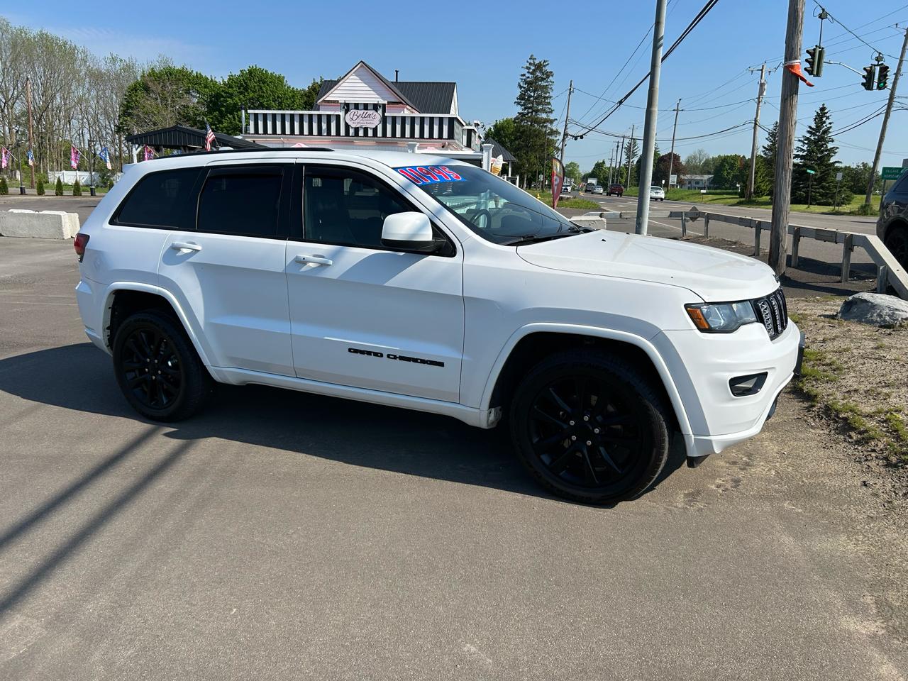Jeep Grand Cherokee Altitude 4D SUV 4WD 2017