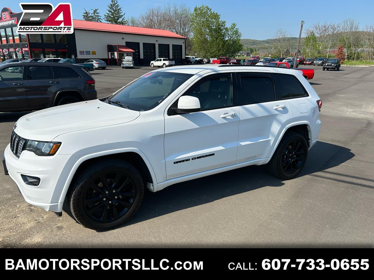 Jeep Grand Cherokee Altitude 4D SUV 4WD 2017