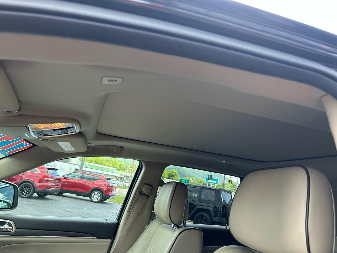 Jeep Grand Cherokee Overland 4WD 2017