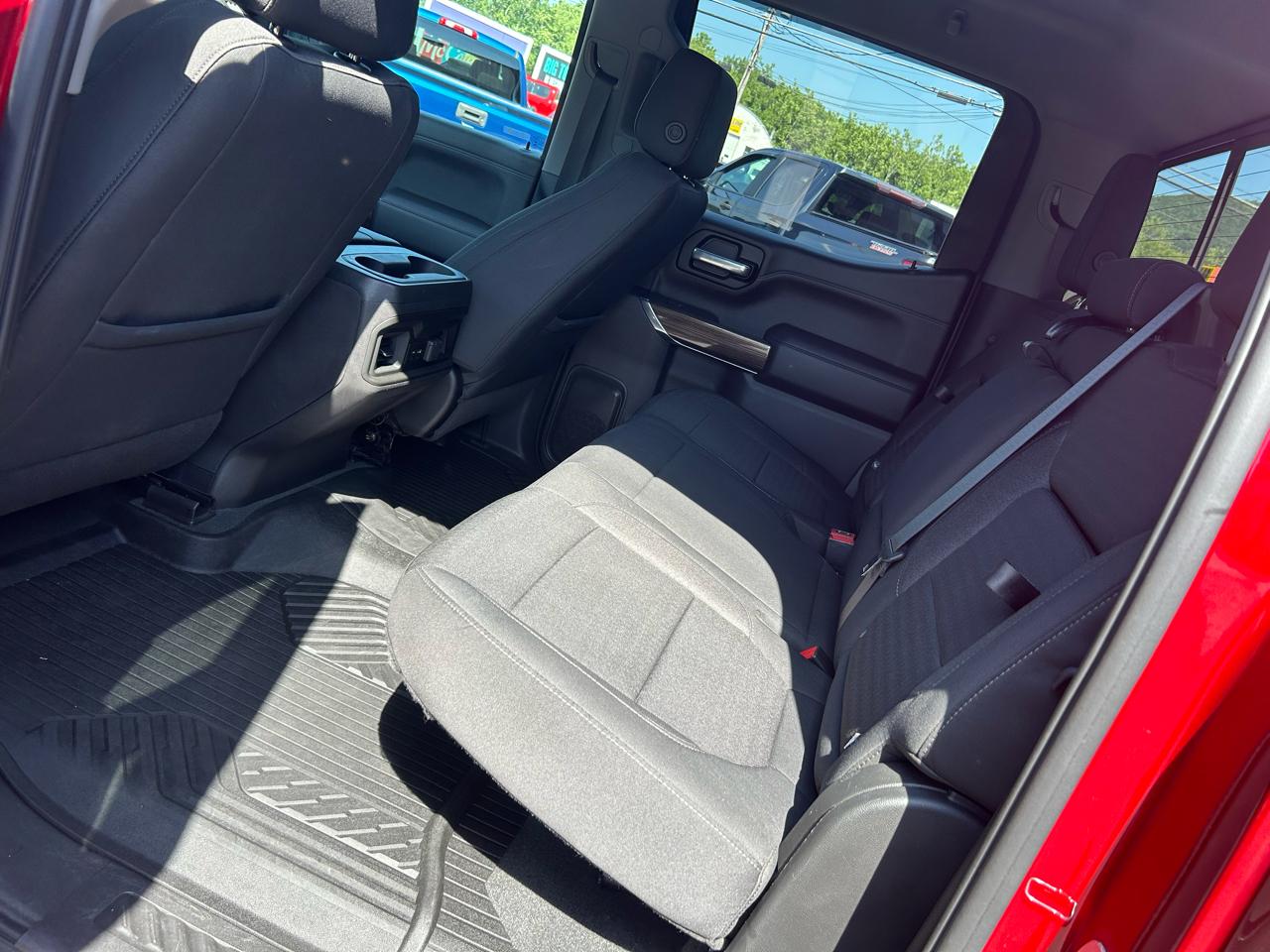 Chevrolet Silverado 1500 4WD Crew Cab 147" RST 2021