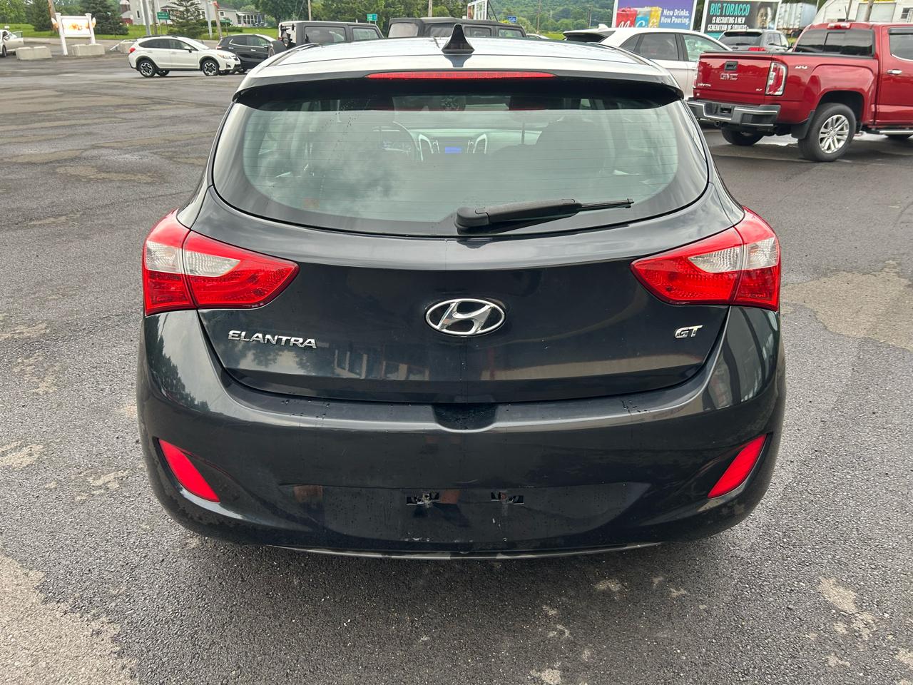 Hyundai Elantra GT A/T 2013
