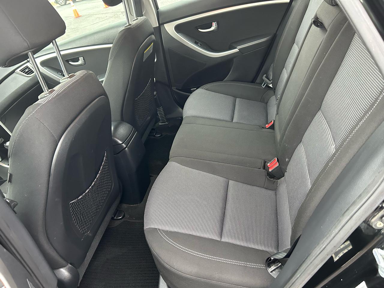 Hyundai Elantra GT A/T 2013