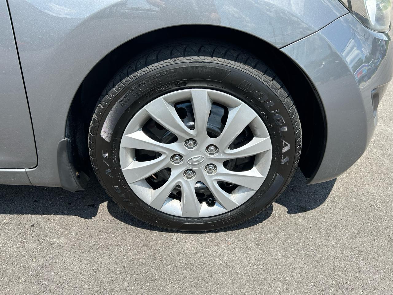 Hyundai Elantra Limited 2013