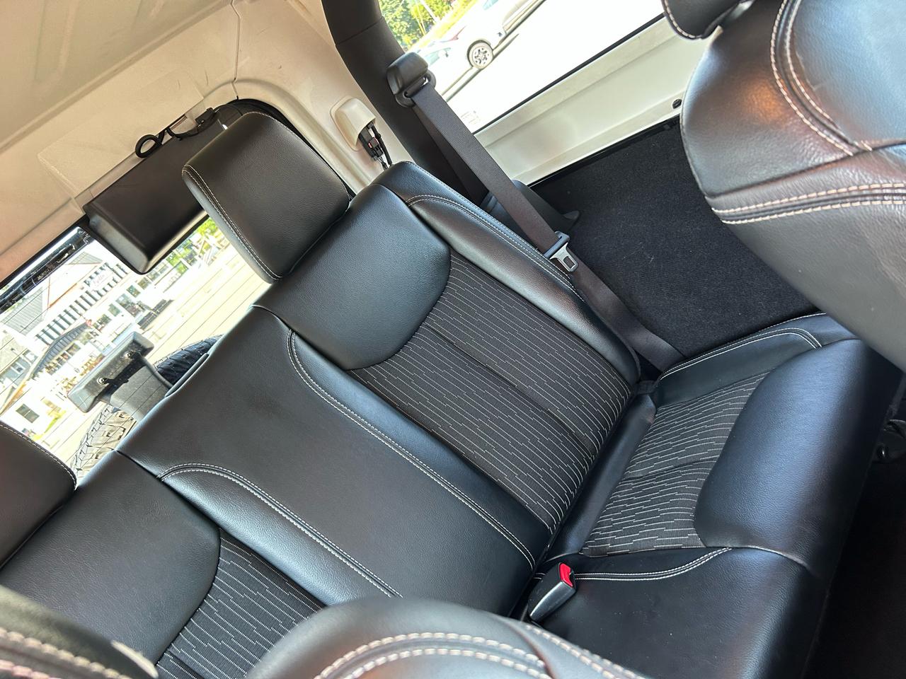 Jeep Wrangler 4WD 2dr Freedom Edition 2015