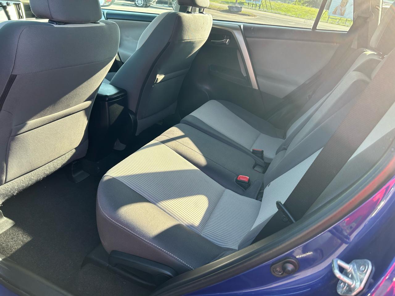 Toyota RAV4 XLE AWD 2015