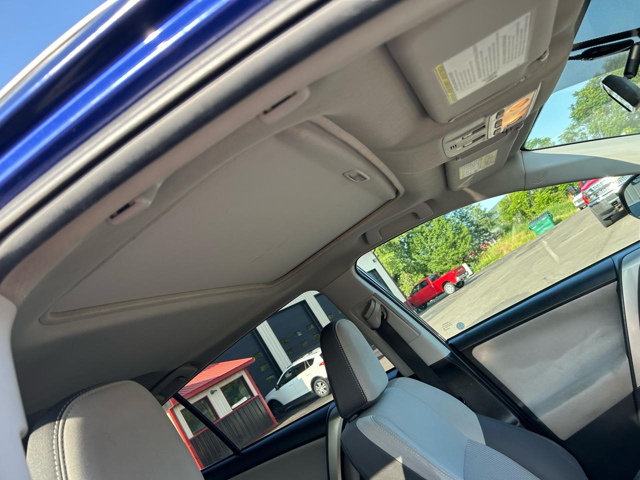 Toyota RAV4 XLE AWD 2015