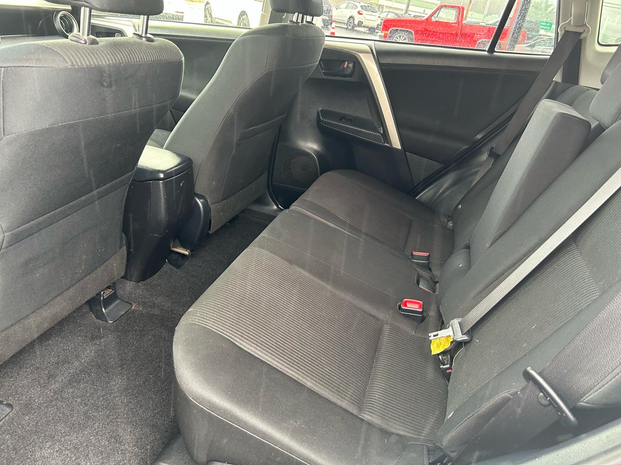 Toyota RAV4 LE AWD 2015