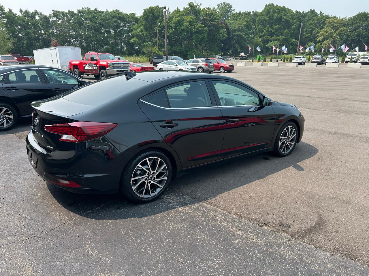 Hyundai Elantra Limited 2019