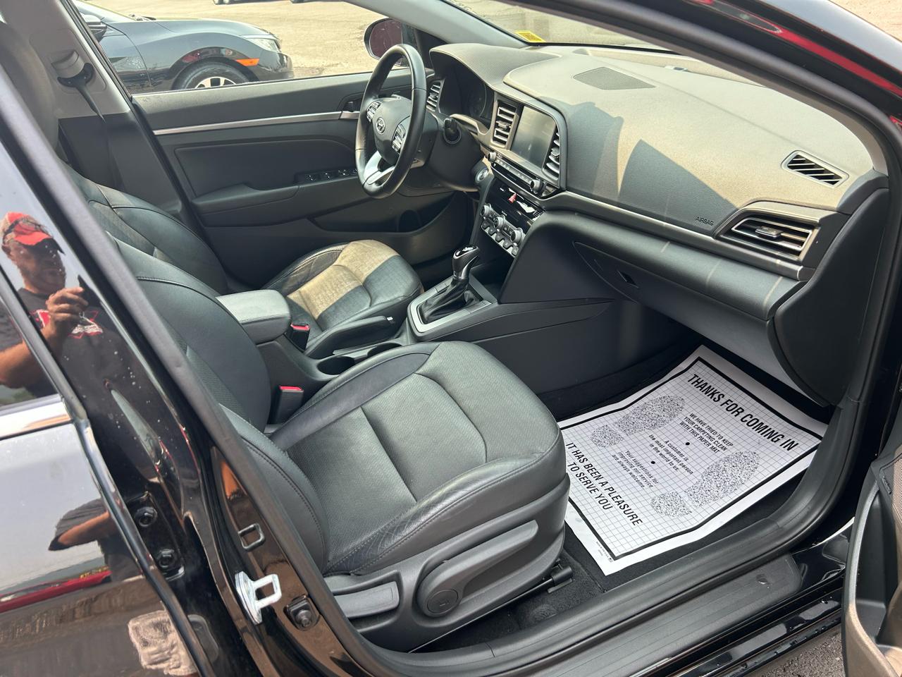 Hyundai Elantra Limited 2019