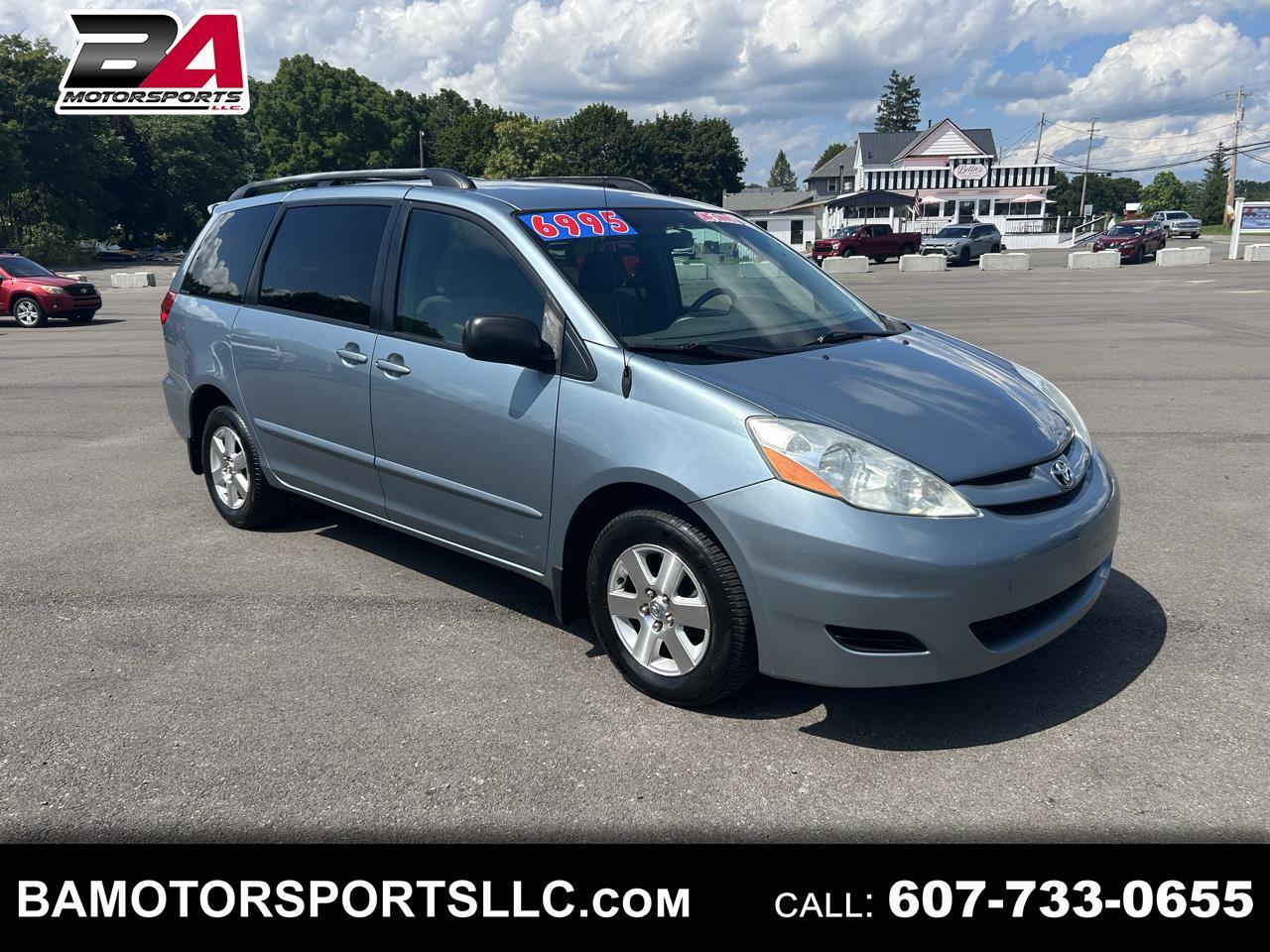 Toyota Sienna LE FWD 8-Passenger Seating 2008