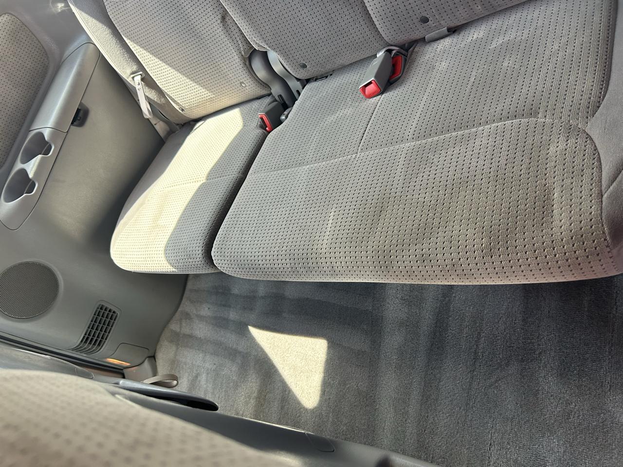 Toyota Sienna LE FWD 8-Passenger Seating 2008