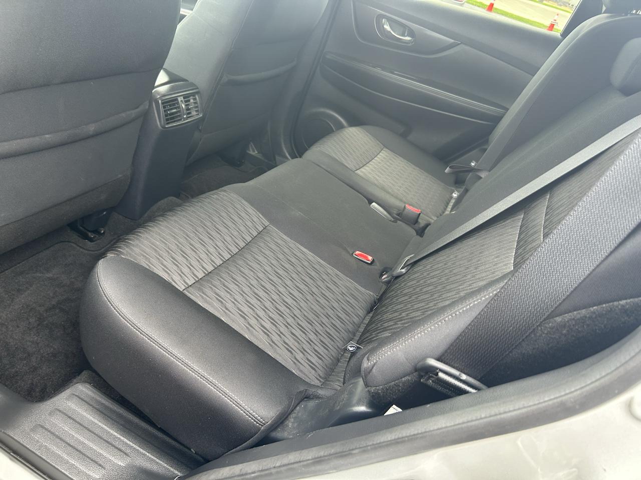 Nissan Rogue SV AWD 2018