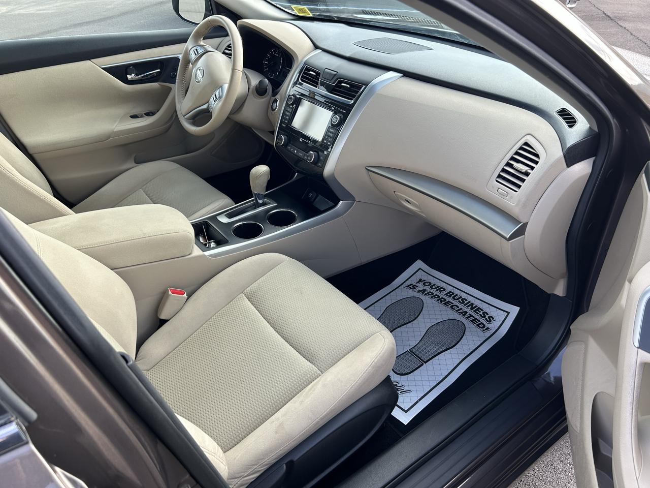 Nissan Altima 2.5 SV 2015