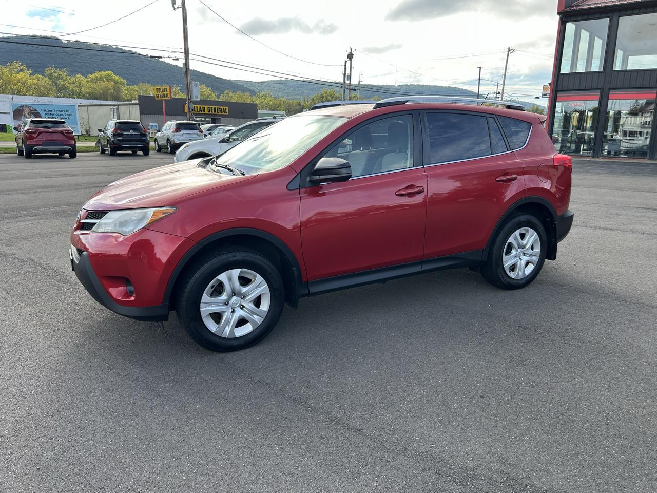 Toyota RAV4 LE AWD 2013
