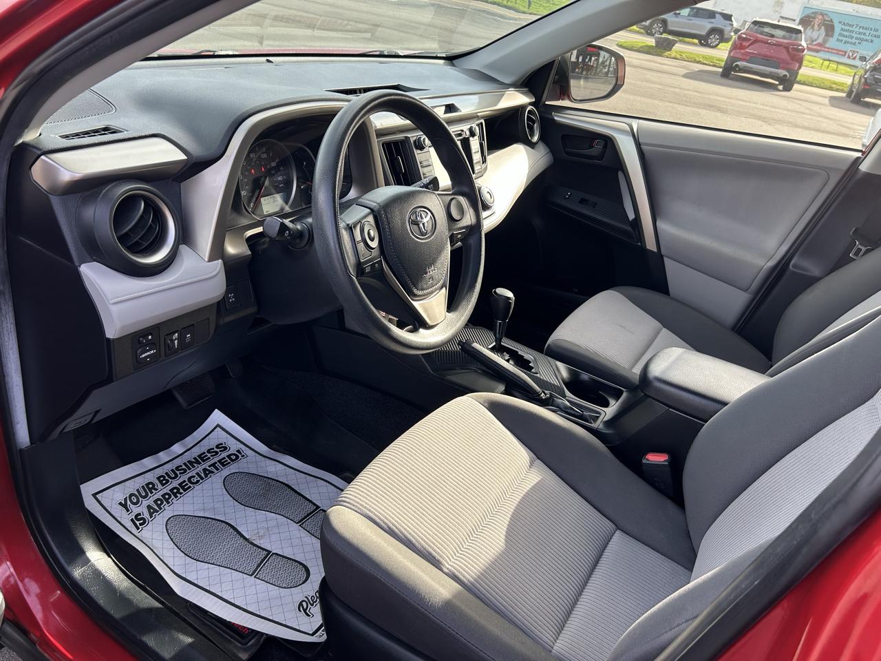 Toyota RAV4 LE AWD 2013