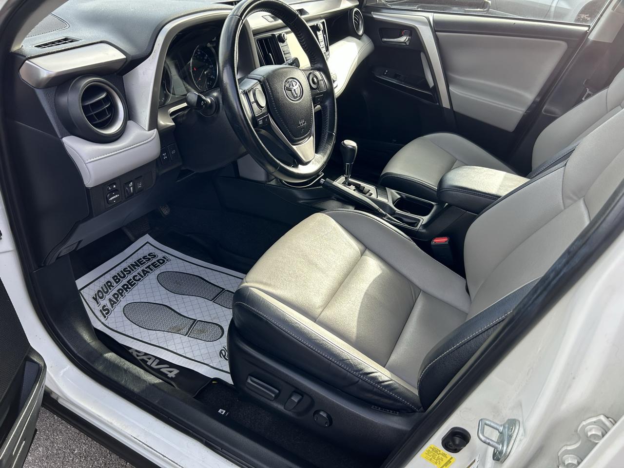Toyota RAV4 Limited AWD 2018