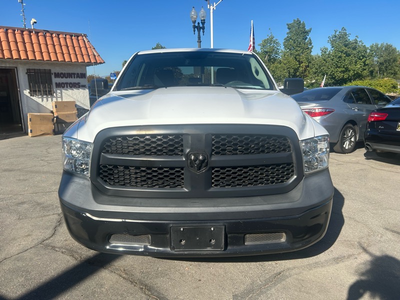 RAM 1500 Tradesman Quad Cab 2WD 2018 RAM 1500 Tradesman Quad Cab 2WD 2018