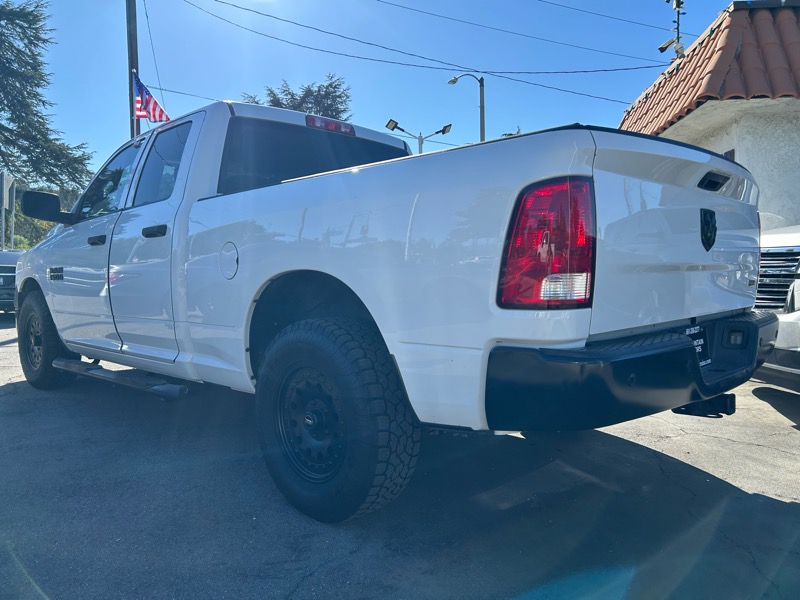 RAM 1500 Tradesman Quad Cab 2WD 2018 RAM 1500 Tradesman Quad Cab 2WD 2018