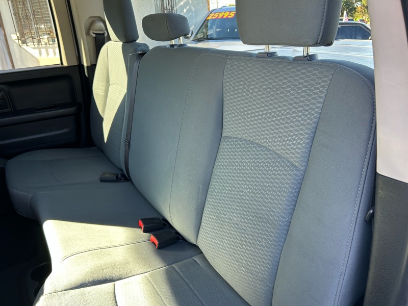 RAM 1500 Tradesman Quad Cab 2WD 2018 RAM 1500 Tradesman Quad Cab 2WD 2018