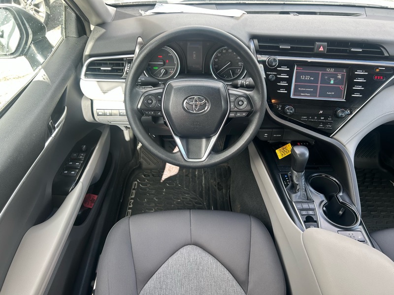 Toyota Camry Hybrid XLE 2018