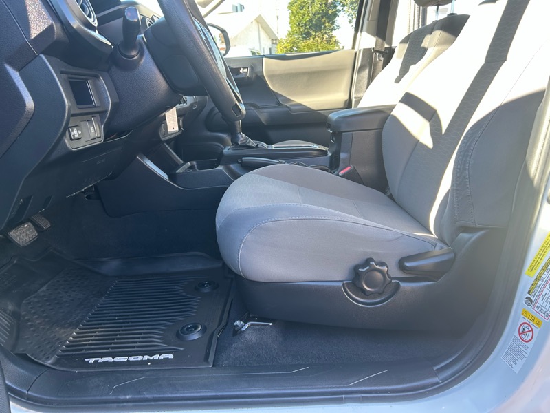 Toyota Tacoma SR5 Double Cab Long Bed I4 6AT 2WD 2018