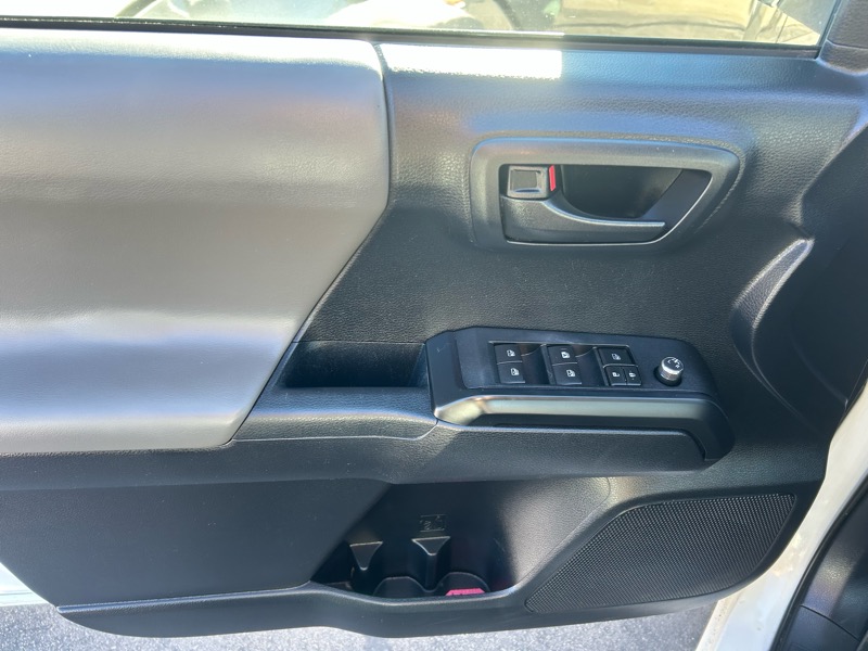 Toyota Tacoma SR5 Double Cab Long Bed I4 6AT 2WD 2018