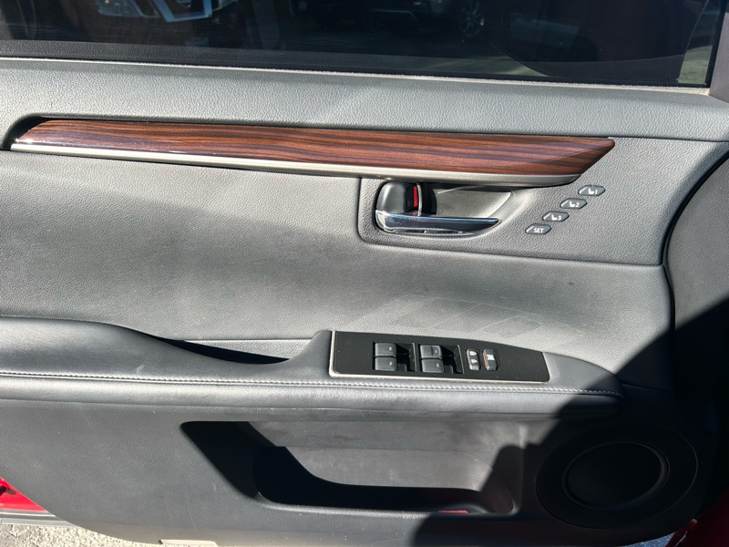 Lexus ES 350 Sedan 2016