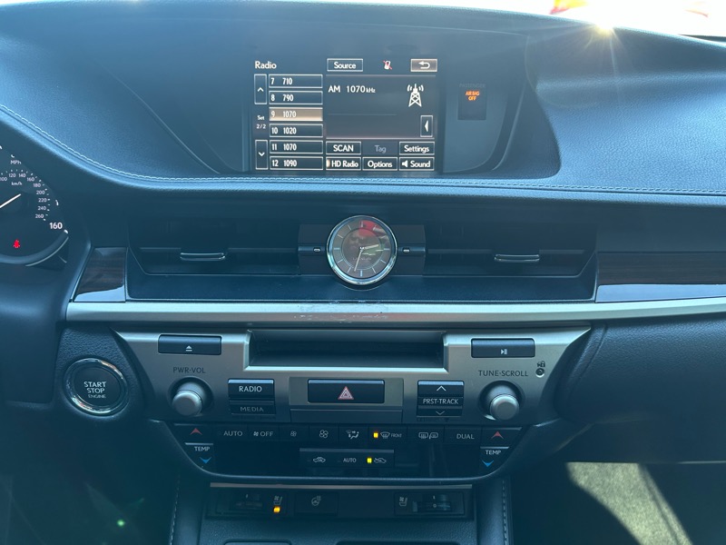 Lexus ES 350 Sedan 2016