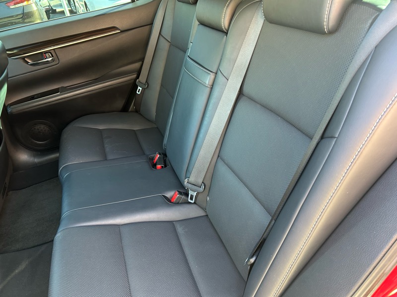 Lexus ES 350 Sedan 2016