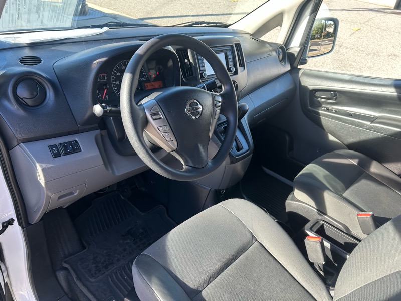Nissan NV200 SV 2018