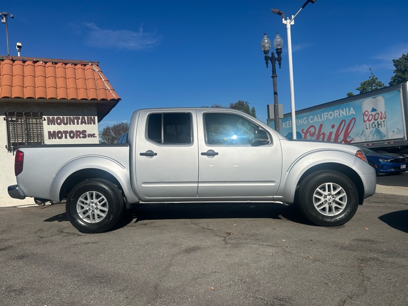 Nissan Frontier S Crew Cab 5AT 2WD 2016