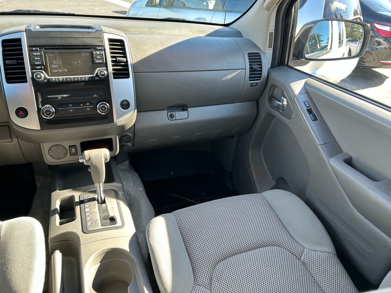 Nissan Frontier S Crew Cab 5AT 2WD 2016