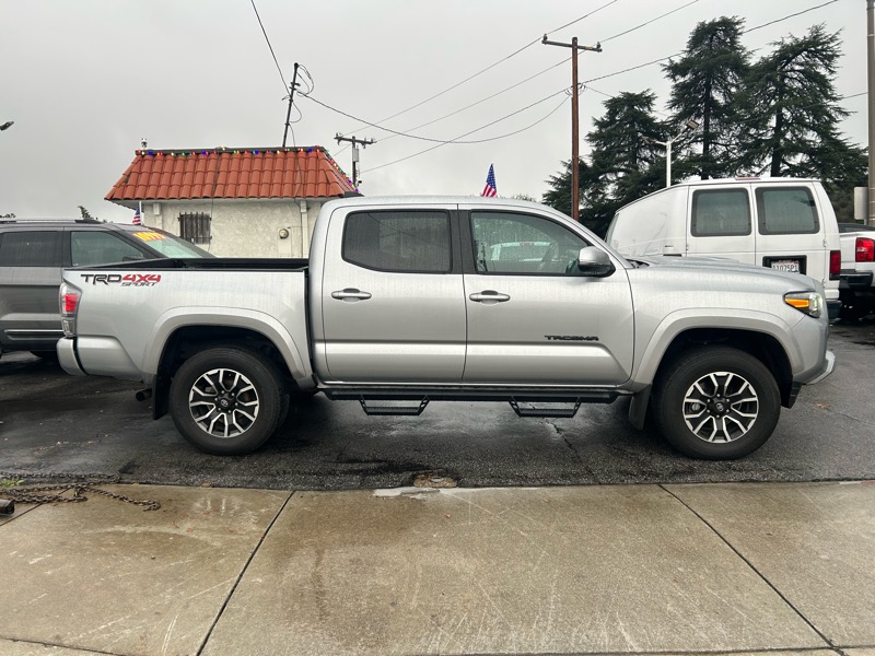 Toyota Tacoma TRD Off Road Double Cab 5' Bed V6 4x4 AT (Natl) 2023
