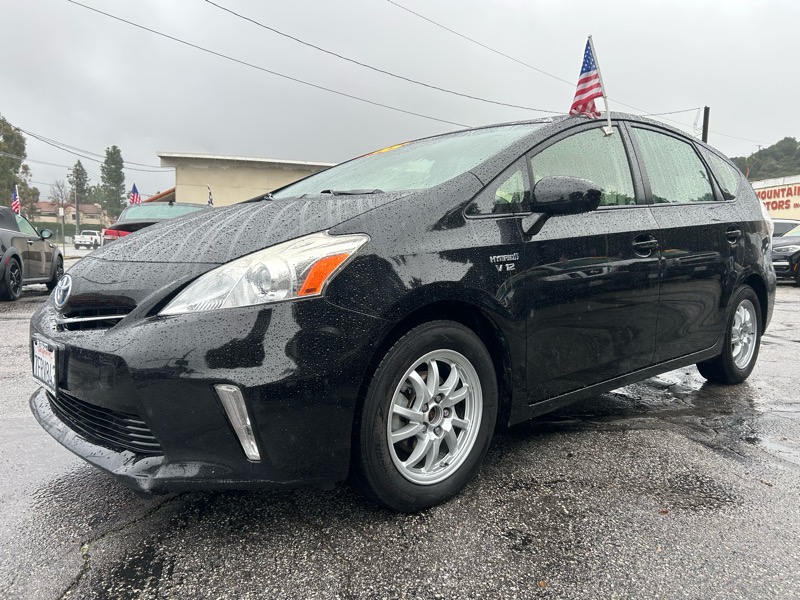 Toyota Prius V Three 2014