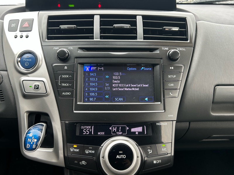 Toyota Prius V Three 2014